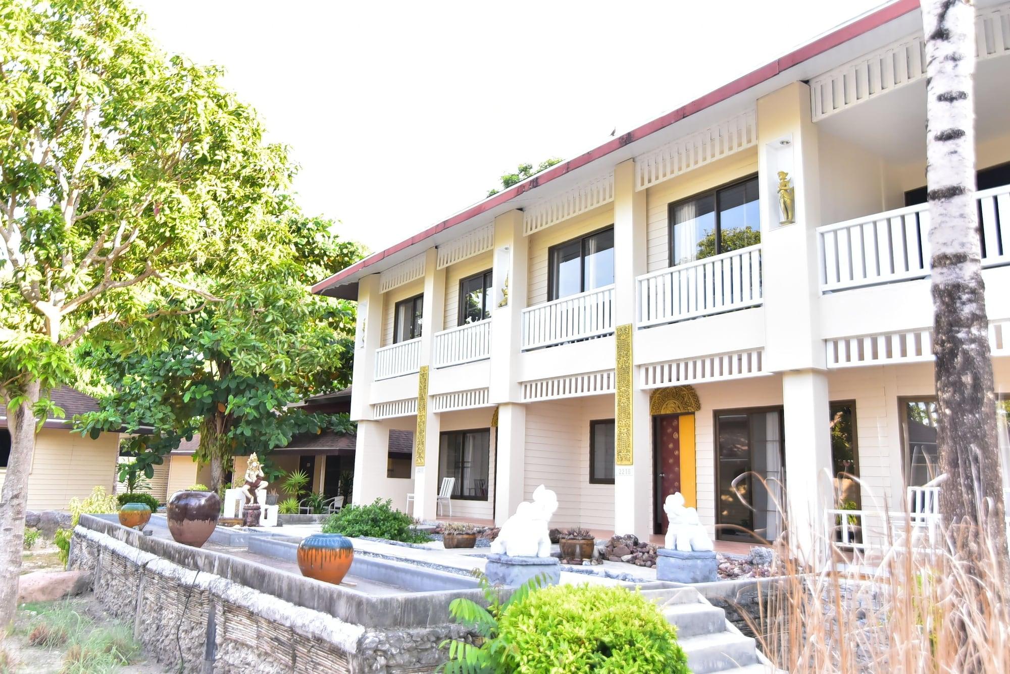 Koh Hai Fantasy Resort & Spa Koh Ngai Exterior photo