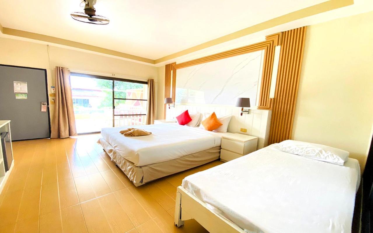 Koh Hai Fantasy Resort & Spa Koh Ngai Exterior photo