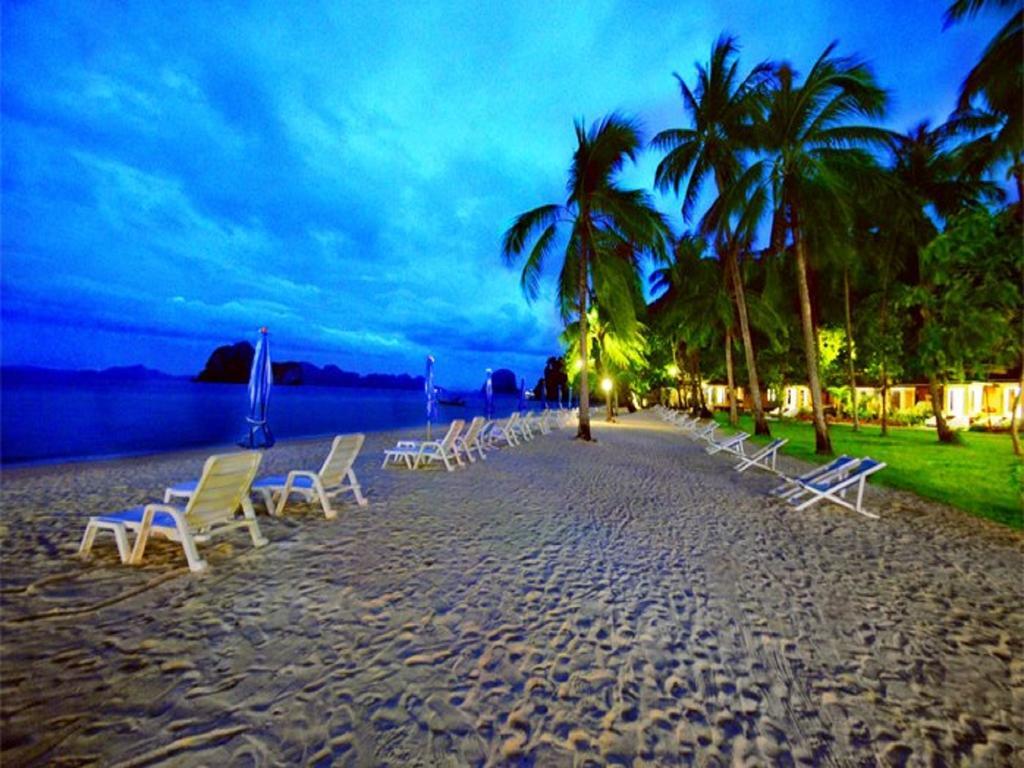 Koh Hai Fantasy Resort & Spa Koh Ngai Exterior photo